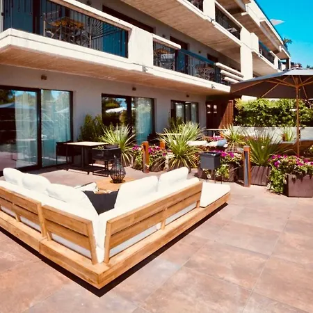 Boutique 3*